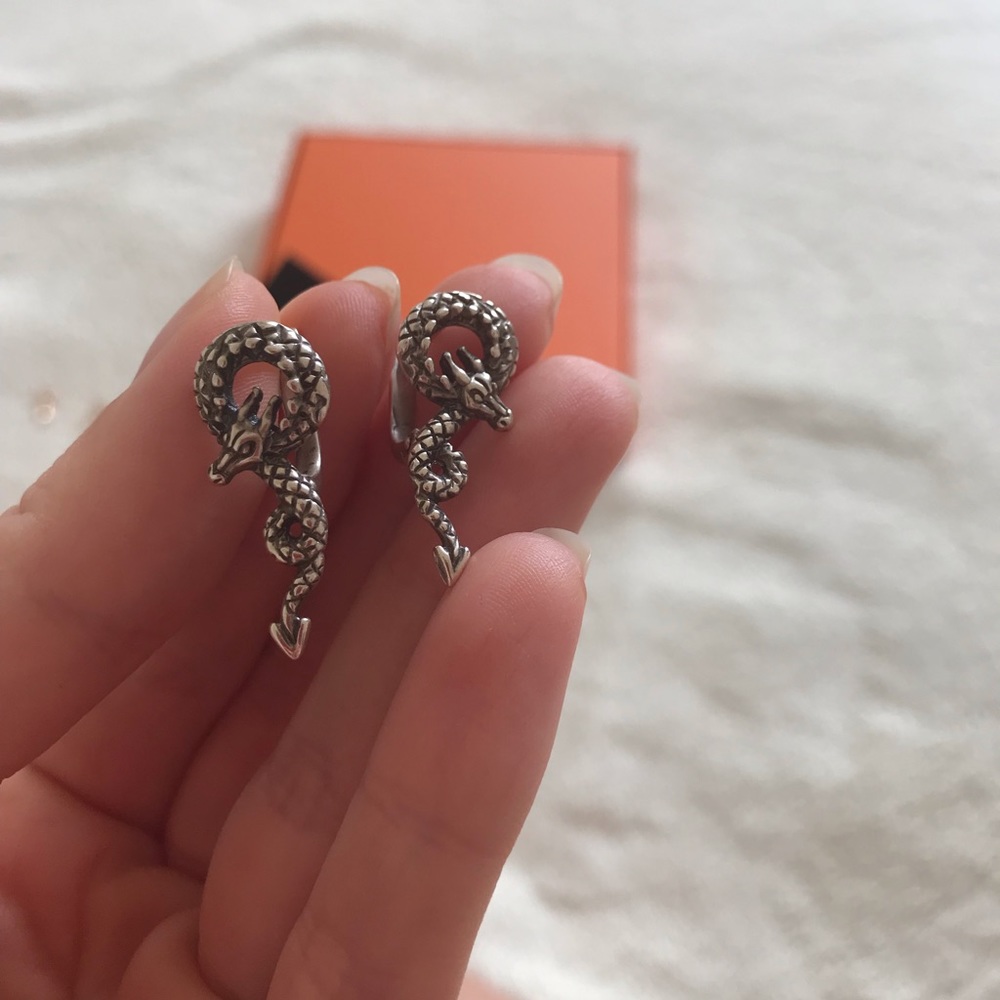 Silver 925 dragon earrings